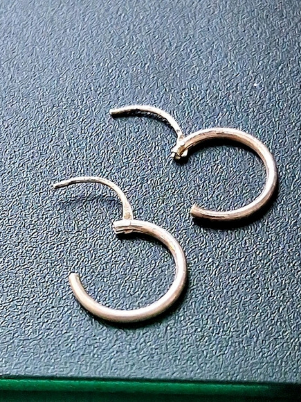.925 Sterling Silver Hoop Earrings .46 Grams .5"